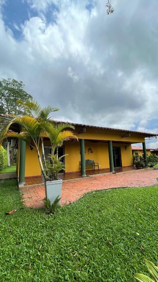 أرمينيا Praga Hotel Campestre المظهر الخارجي الصورة